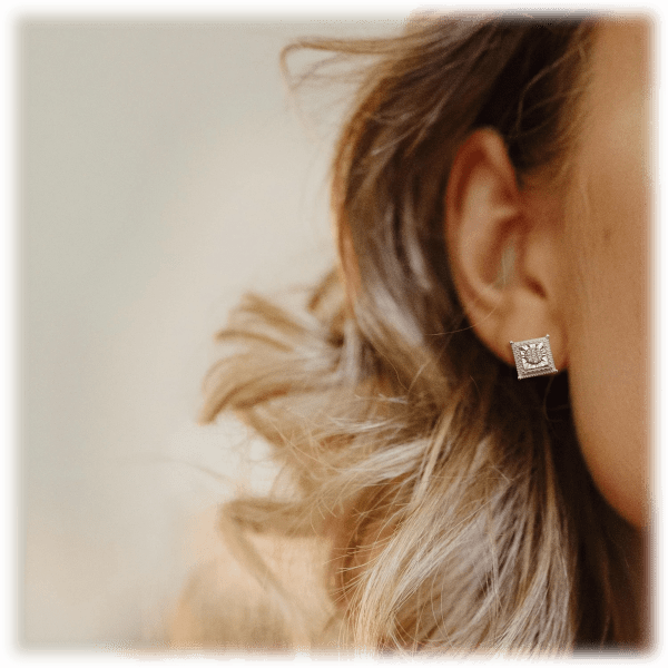 MorningSave Fifth and Fine 1/10 Carat TW Square Miracle Setting