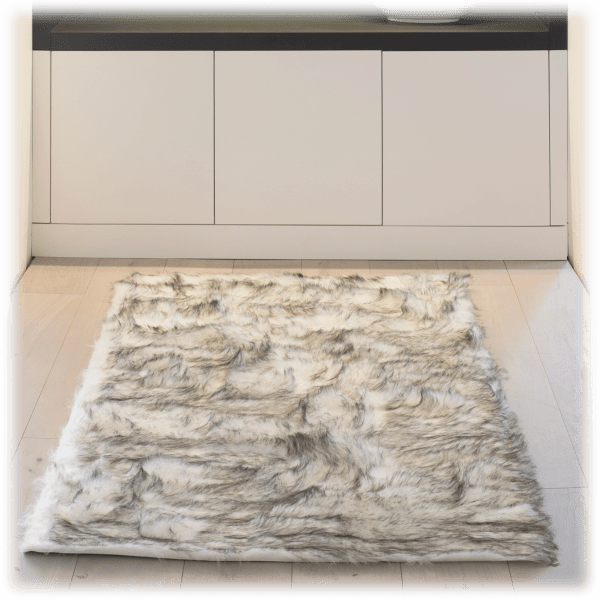 SideDeal LUXE Hudson Faux Fur 3' X 5' Rectangular Rug
