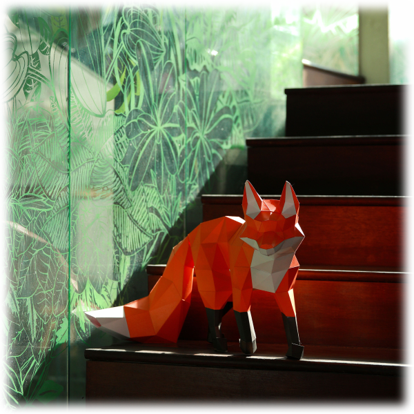 SideDeal Papercraft World Walking Fox Model