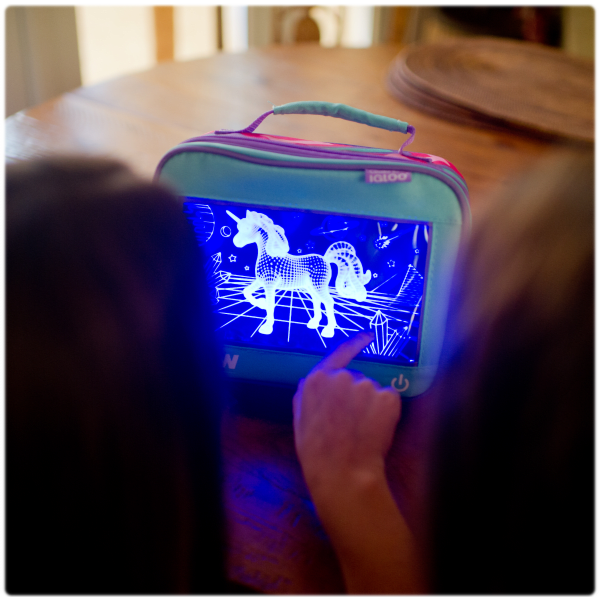 MorningSave: Pop Lights Color Changing Insulated Lunch Boxes by Igloo