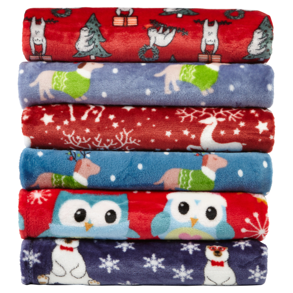 MorningSave Noble House Holiday Animals Microfiber Plush Throw