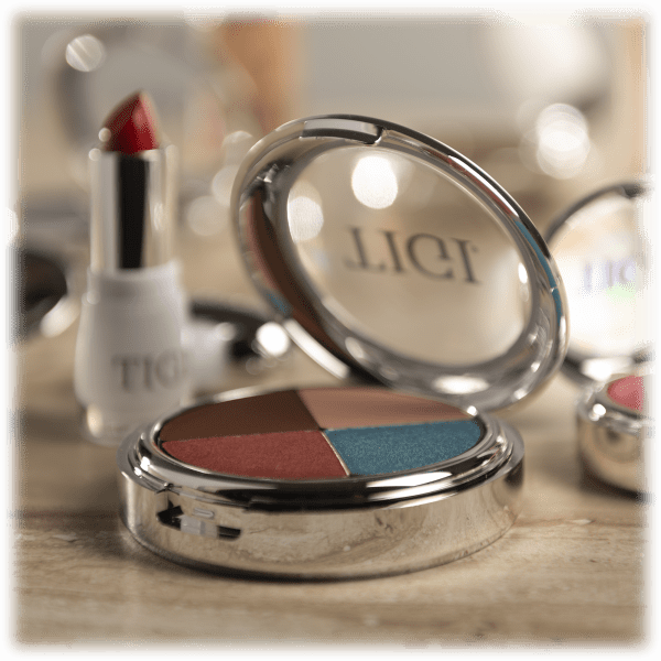 Piece Tigi Cosmetics The Essential Kit