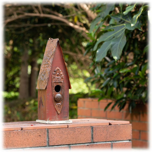 MorningSave Glitzhome 13.25'' Distressed Solid Wood Birdhouse