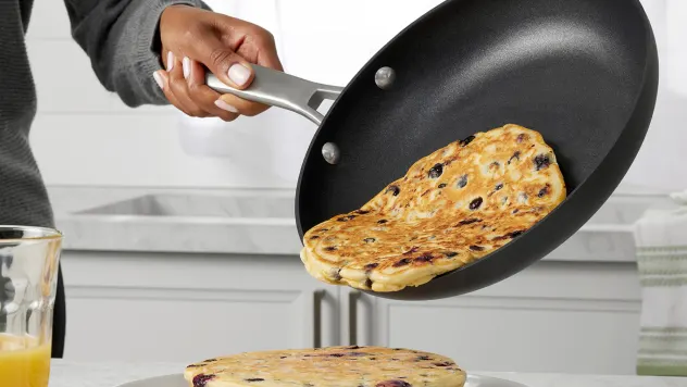 Calphalon Classic 11-Piece Hard Anodized Cookware Set