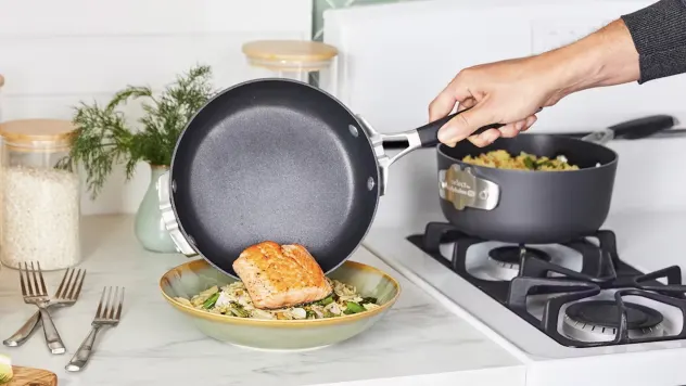 Calphalon Select 8-Piece Hard-Anodized Nonstick Cookware Set