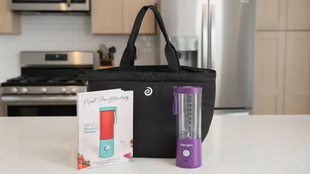 Blendjet 2 Portable Blender with Travel Tote & Recipe Book