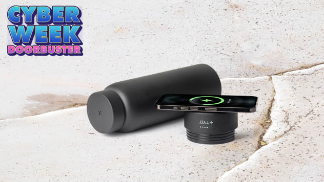 TYLT 24oz Insulated Bottle with 5700mAh Wireless Power Bank