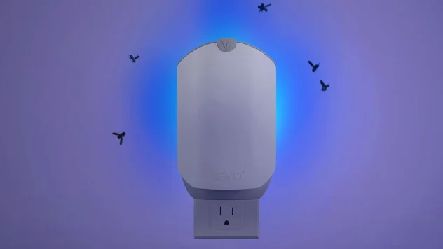 ZEVO Flying Insect Trap Kit with 2 Plug-In Traps & 2 Refill Cartridges for Gnats
