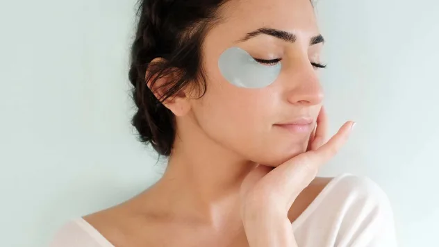 Peter Thomas Roth Water Drench Hyaluronic Eye Gel Patches and Moisturizer Set