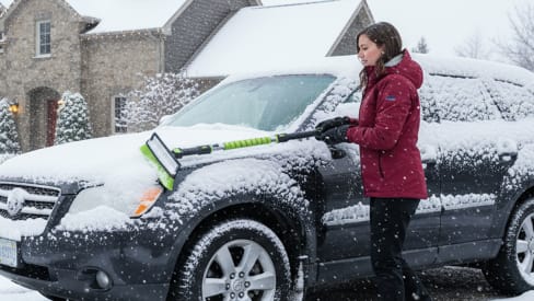 The Extendable Snow and Ice Removal Tool