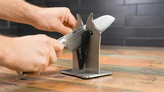 The European Smooth and Serrated Knife Sharpener