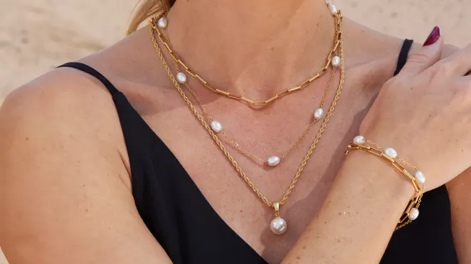The 7-Piece Pearl Jewelry Set