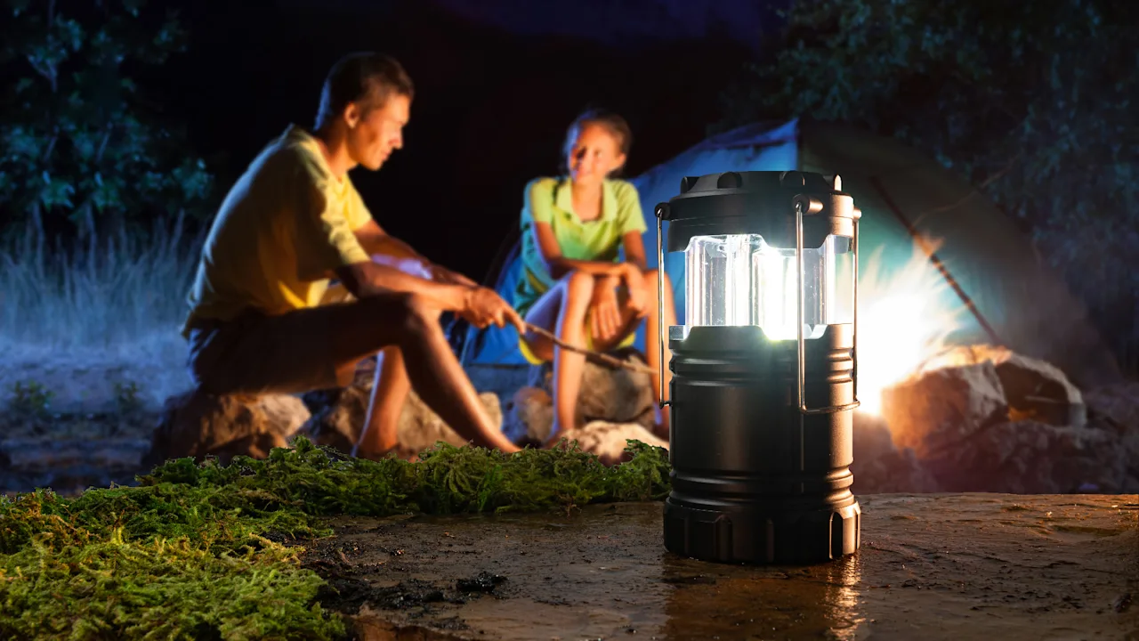 SecureBrite 6-Piece COB LED Lantern and Work Light Bundle