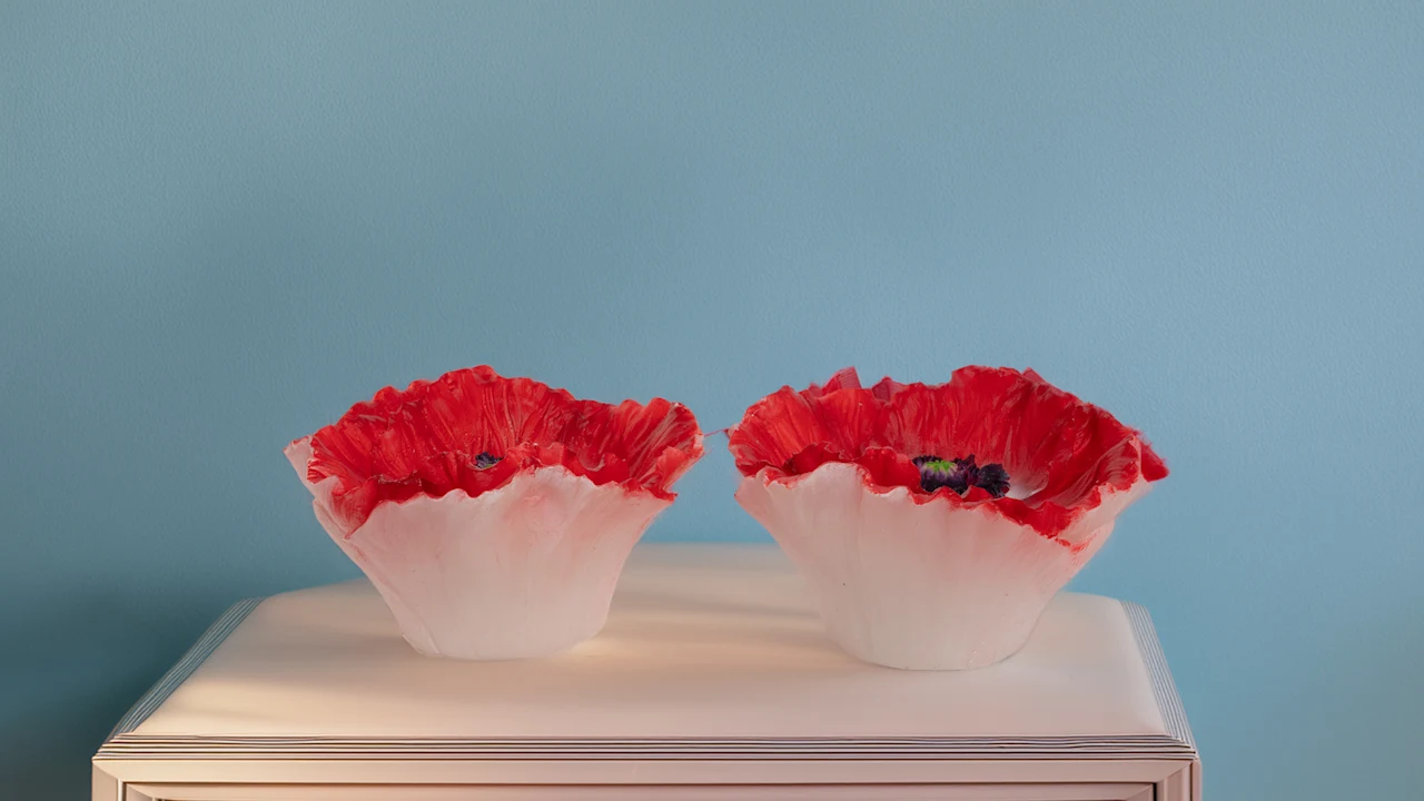 4-Pack: Candle Impressions Carved Poppy Luminaries