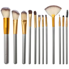 Makeup Brush Studio 12-Piece Set with Travel Case