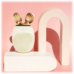 The Anti-Aging Facial Massage Roller