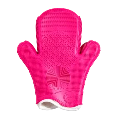 The Double Thumb Brush Cleaning Glove