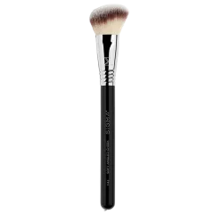 The Angled Cheek Brush