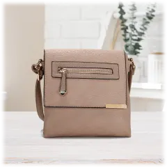 The Multi-Pocket Crossbody Purse
