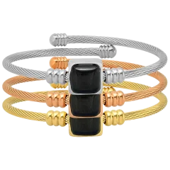 Steeltime Set de 3 Pulseras de Alambre con Ónix Simulado Variadas
