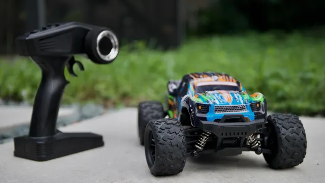 The Ripper Remote Control Speed Truck