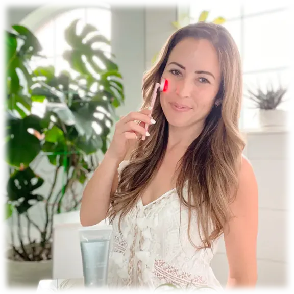 The Portable LED Facial Tool