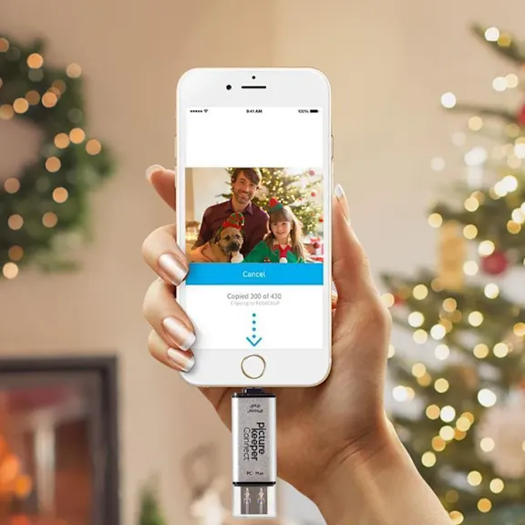 The Instant Backup Smartphone Photo Vault