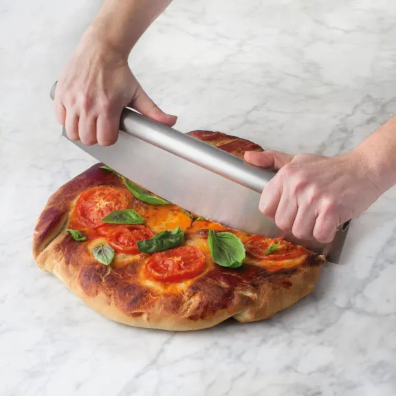 The Professional's Rocker Blade Pizza Cutter