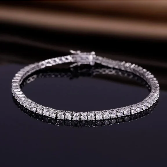 The Lab-Grown Diamond Tennis Bracelet