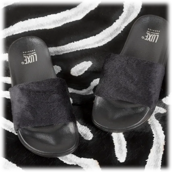 LUXE Faux Fur Sheepskin Slides