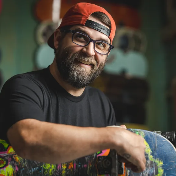 The Italian-Crafted Charles Scholar Readers with Blue-Light Lenses