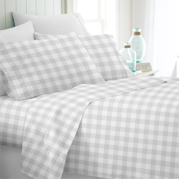 Cloth & Gable Premium 4-Piece Country Plaid Pattern Bed Sheet Set