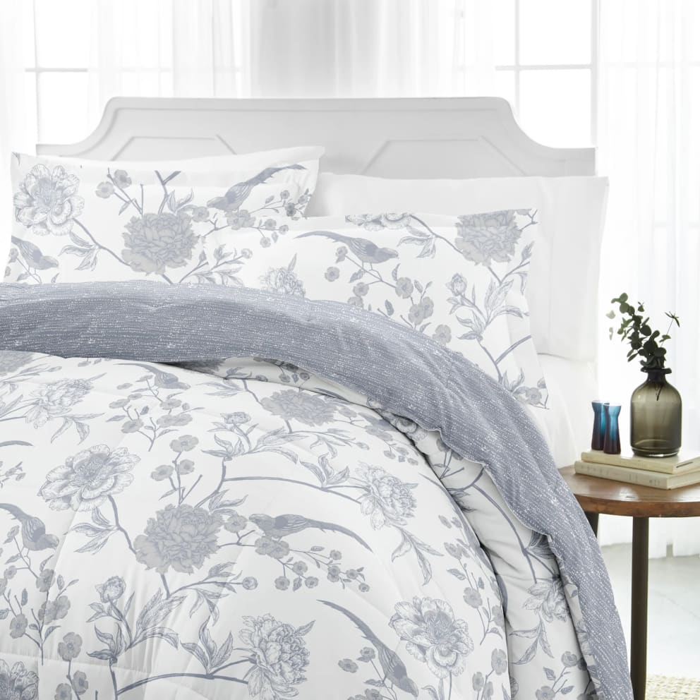 Light Blue/Molly Botanicals