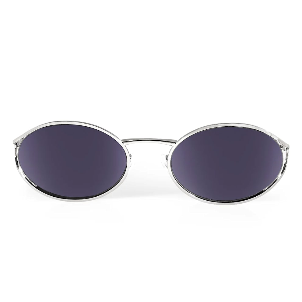  Available in 2 colors