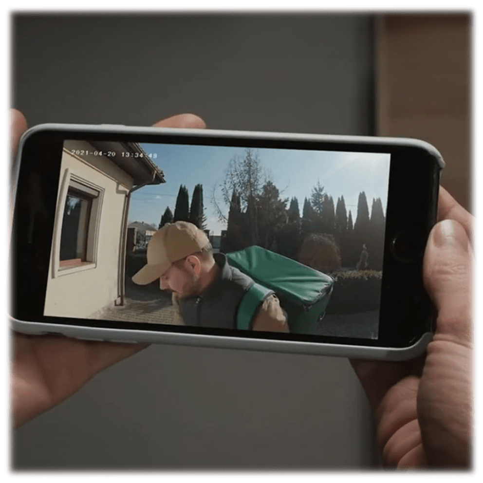 Maximize coverage with a wide-angle lens, providing a comprehensive view of your doorstep area