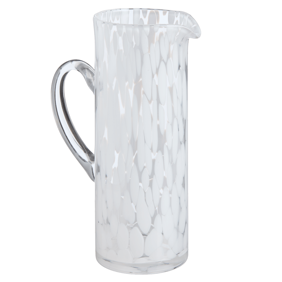  Available in 2 colors