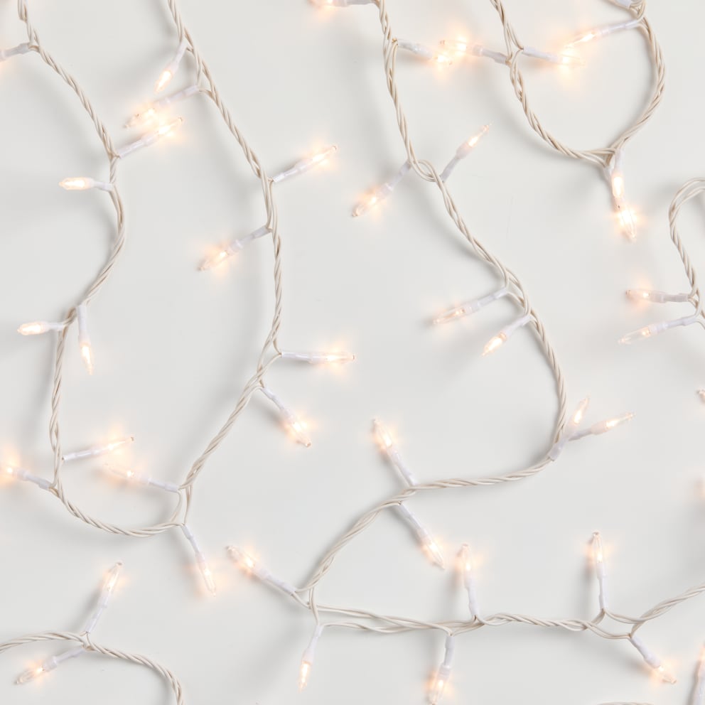 Available with a white or green cord to suit mantles, column, and trees