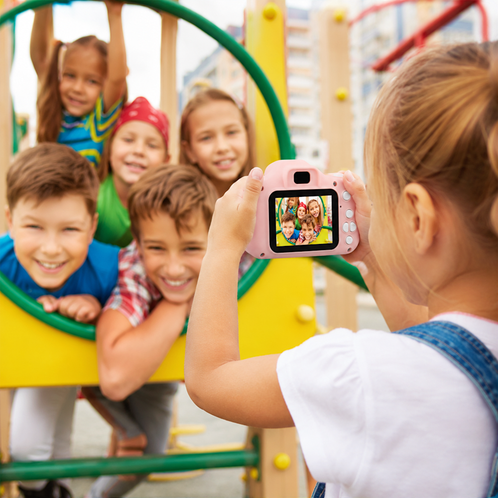 Made for little photographers with big imaginations.