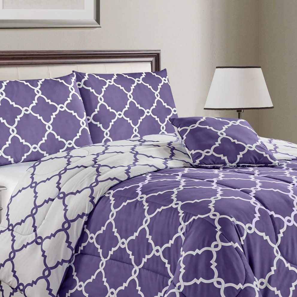 Quatrefoil Lavender