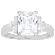 Kylie Harper Anillo De Circón Cúbico Corte Esmeralda Y Baguette