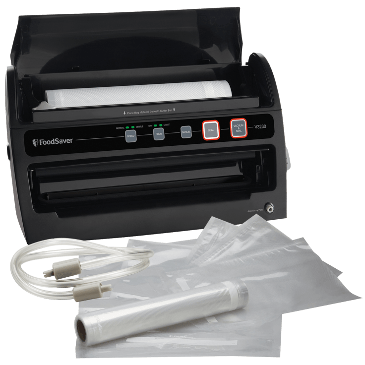 Foodsaver FM2000 Vacuum Sealer Machine with Starter Bags & Rolls - Black
