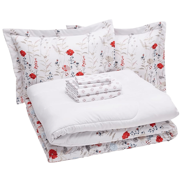 MorningSave Amazon Basics 7Piece BedInABag Reversible Comforter Set