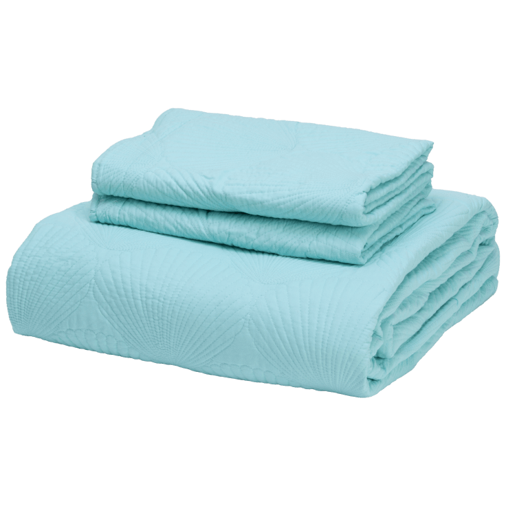 MorningSave Cottage Collection 3Piece Coastal Shell Quilt Set