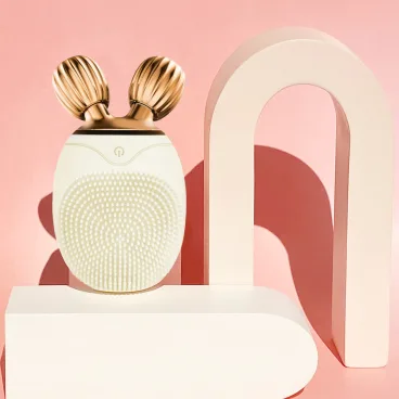 The Anti-Aging Facial Massage Roller