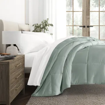 Cloth & Gable All Season Down Alternative Comforters