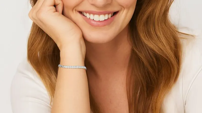 The Bracelet with 11 Lab-Grown Diamonds