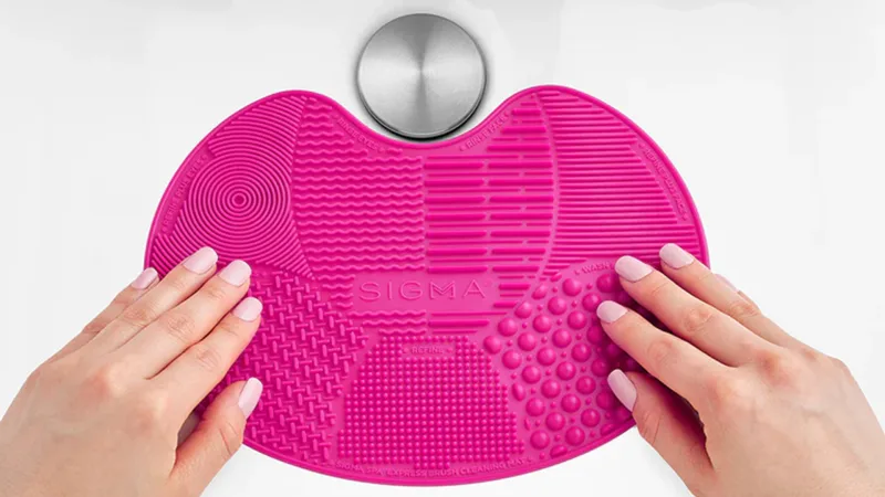 The Multi-Texture Brush Cleaning Mat