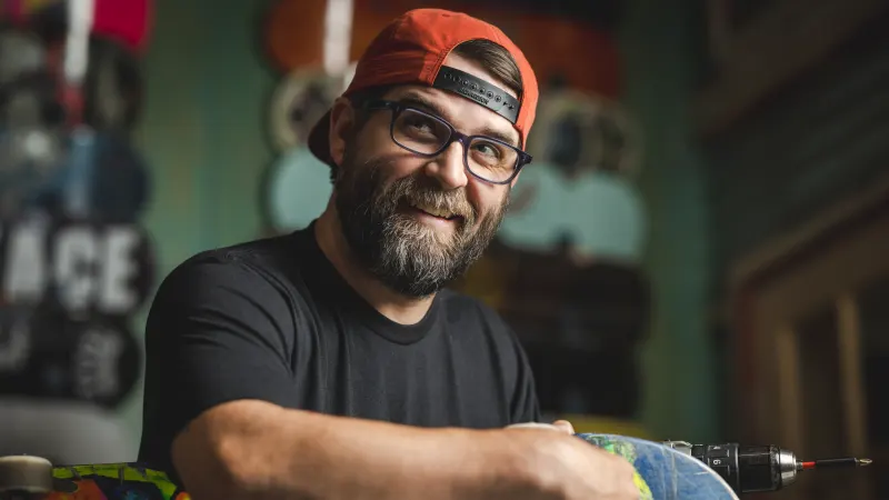 The Italian-Crafted Charles Scholar Readers with Blue-Light Lenses