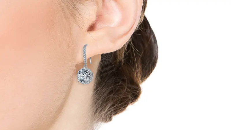 Rachel Glauber Aretes Colgantes con Gancho y Halo de Diamantes Simulados