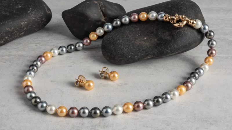 The 18" Hand-Crafted Multi-Hue Pearl Necklace and Earring Set